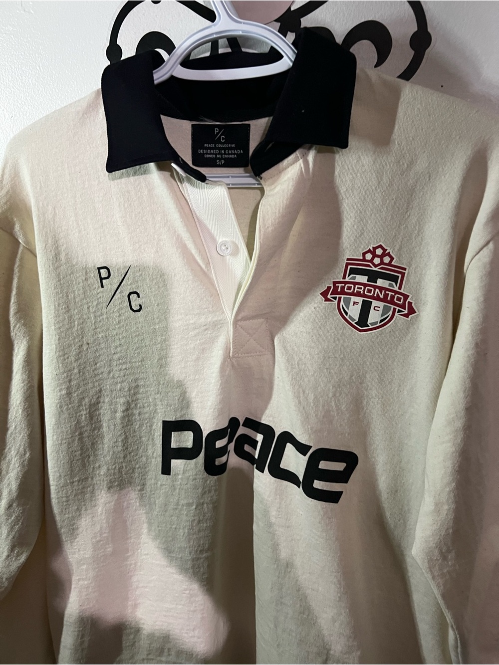 Peace Collective Toronto Futbol Club #10 Cream Black Men's Size Small Like New